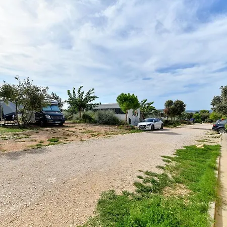 Mobile Homes At Kemp 2*