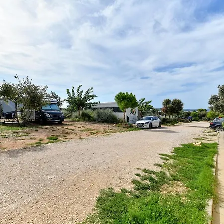 Mobile Homes At Kamp alanı 2*