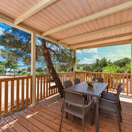 Mobile Homes At Kamp alanı