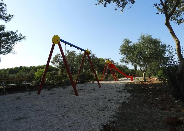 אתר קמפינג Mobile Homes At