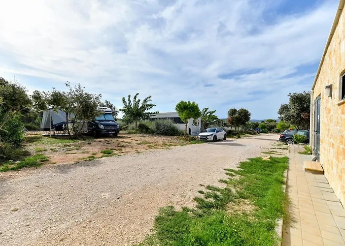 Mobile Homes At אתר קמפינג 2*