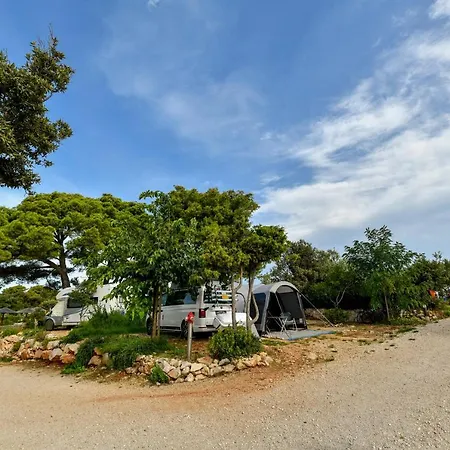 营地 Mobile Homes At