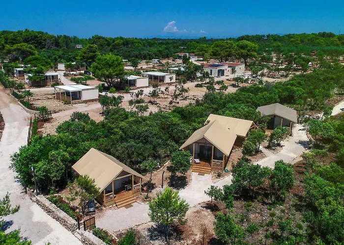 캠프장 Mobile Homes At