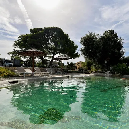 אתר קמפינג Mobile Homes At 2*