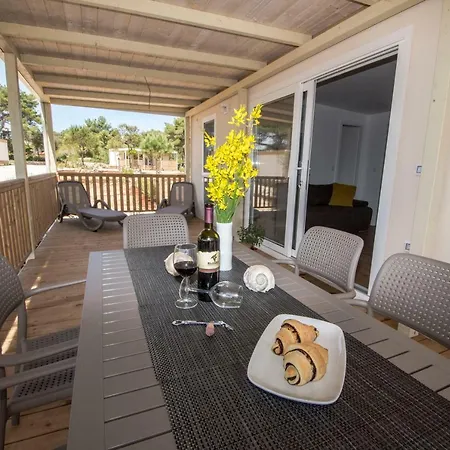 Mobile Homes At אוגייאן