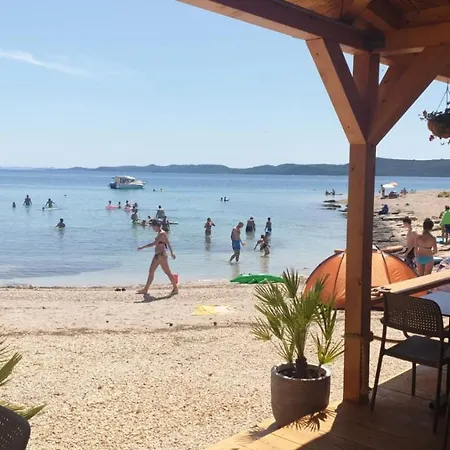 אתר קמפינג Mobile Homes At